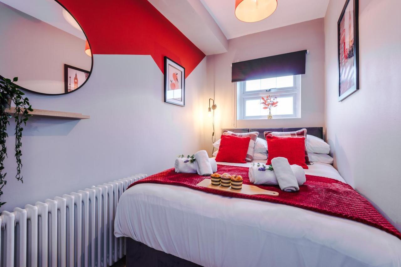 New! Gorgeous 2-Bed Home In Chester City Centre By 53 Degrees Property - Incredible Location, Ideal For Small Groups - Sleeps 6! Eksteriør bilde